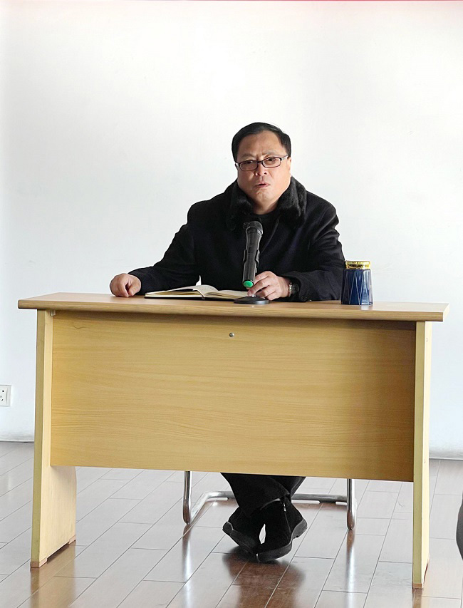 姚董.jpg 姚董.jpg